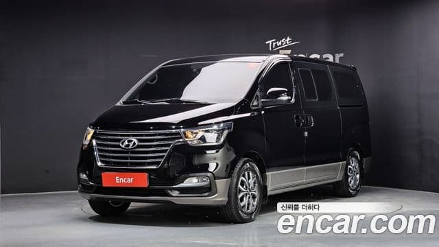 Hyundai Starex