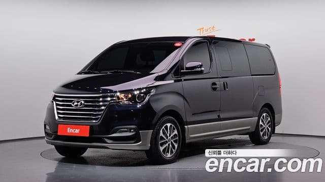 Hyundai Starex